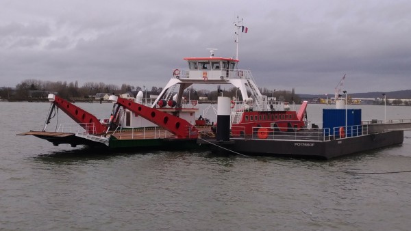 Reprise d’une opération d’isolation phonique des compartiments machines du BAC13.